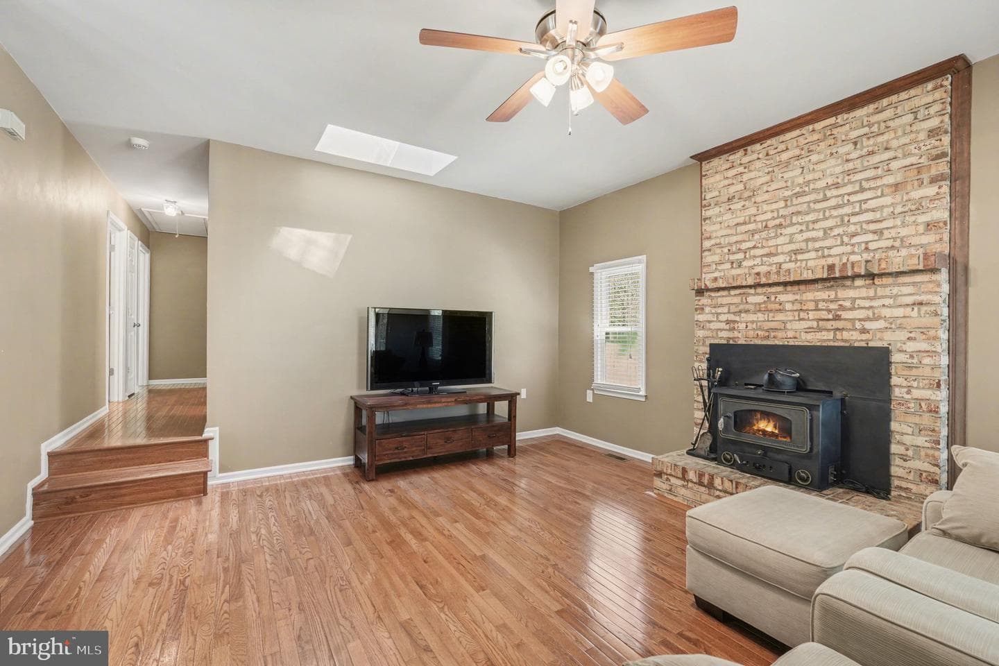 64 Hillcrest Drive photo 8