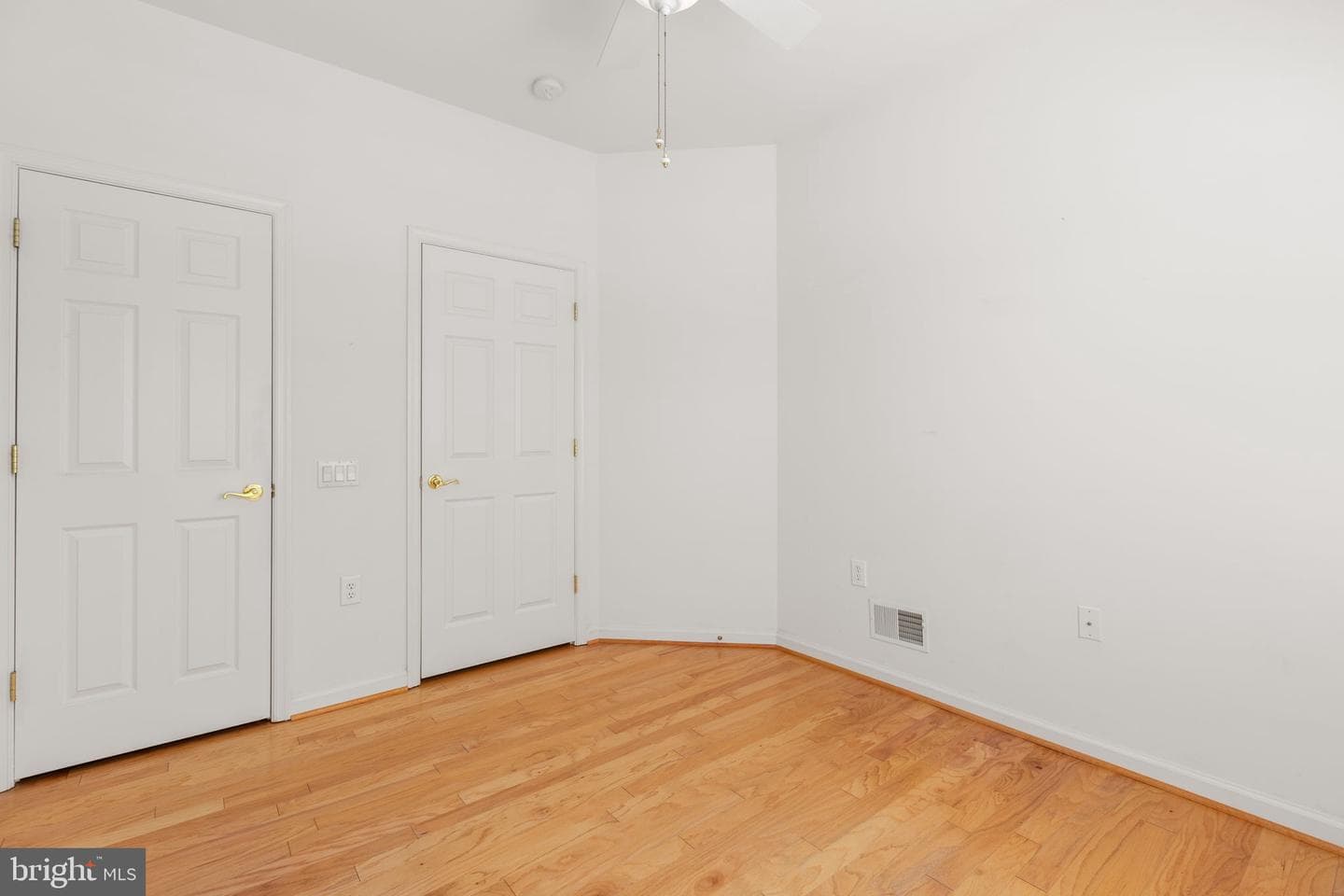 76 Gladstone Drive photo 4