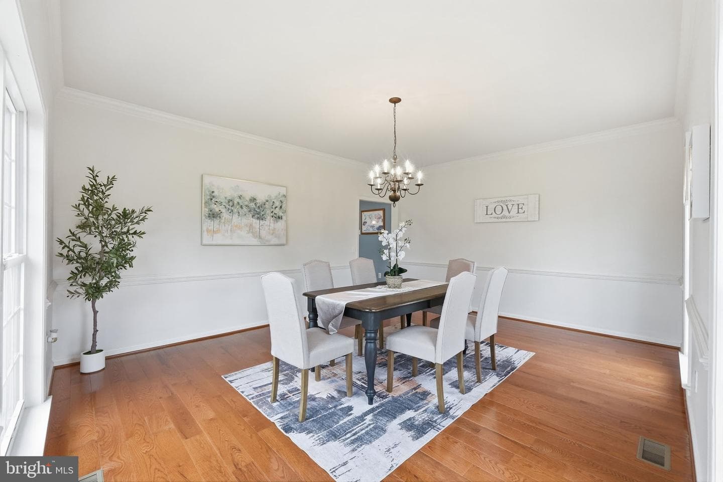 51 Equestrian Drive photo 12
