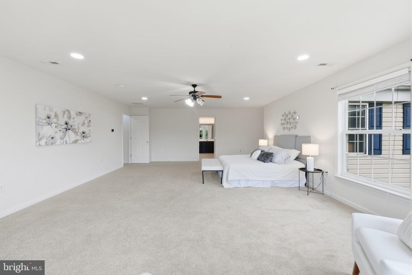 51 Equestrian Drive photo 24