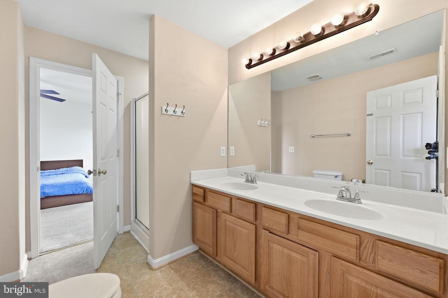 51 Equestrian Drive photo 36