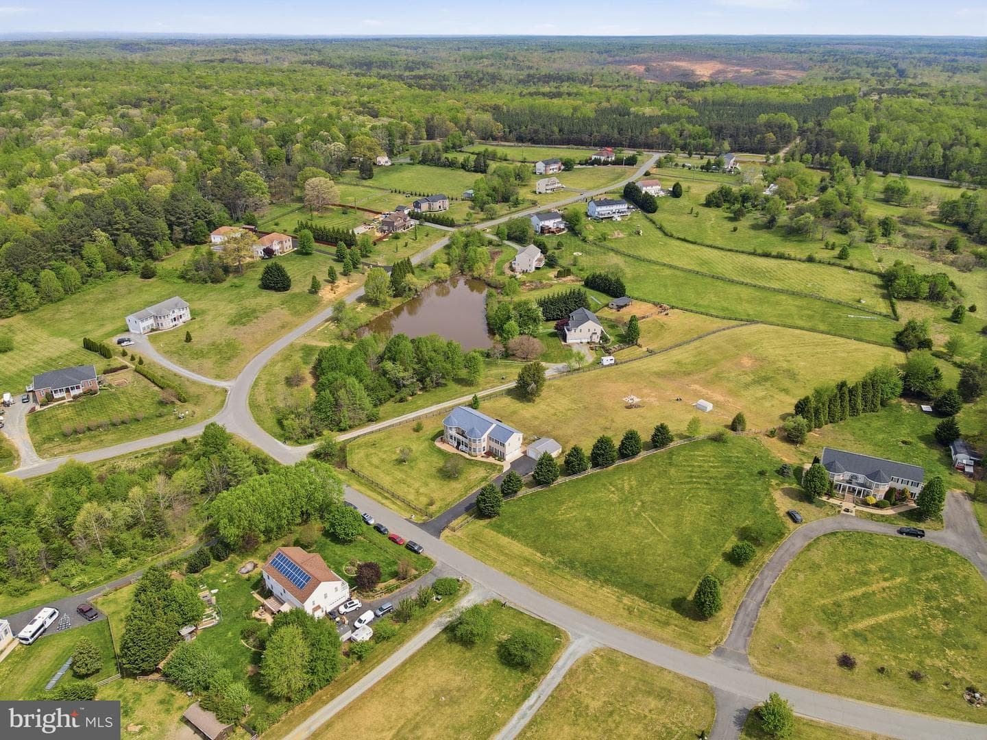 51 Equestrian Drive photo 65