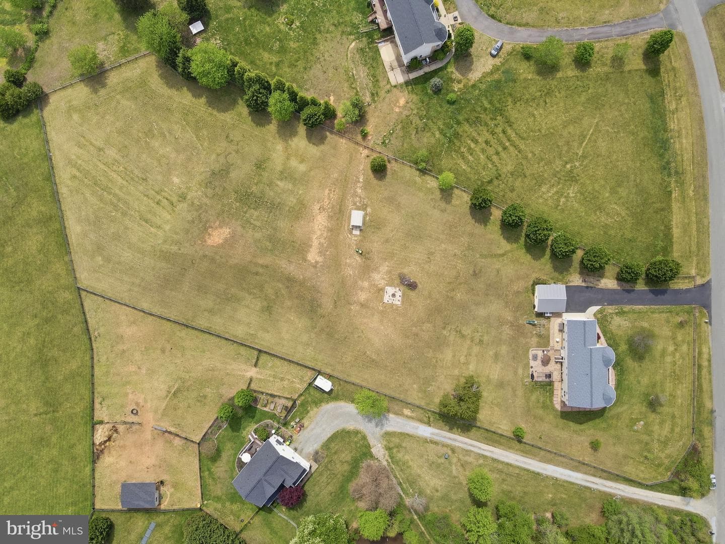 51 Equestrian Drive photo 72