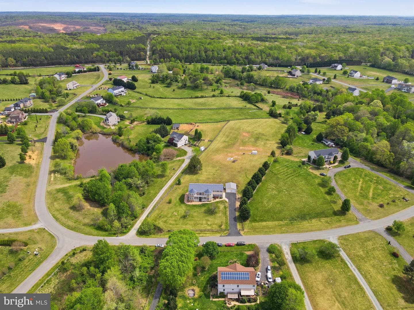 51 Equestrian Drive photo 75