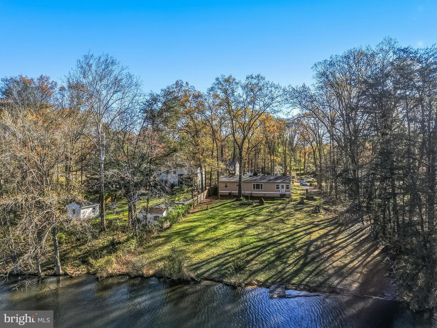 1138 Lakeview Drive