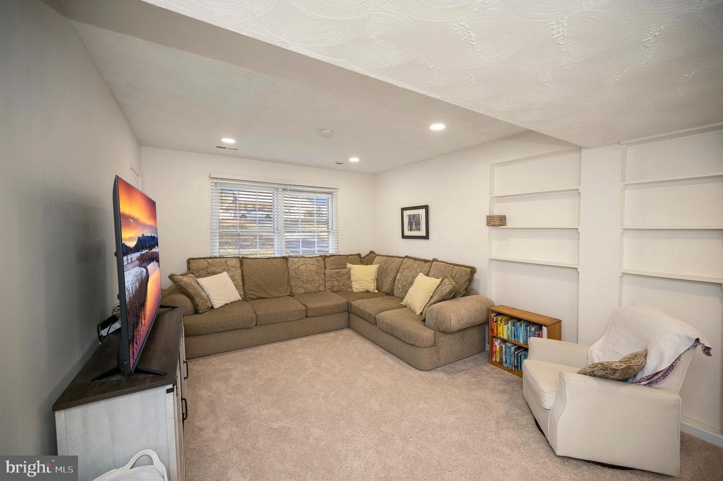 11 Cherry Laurel Drive photo 17