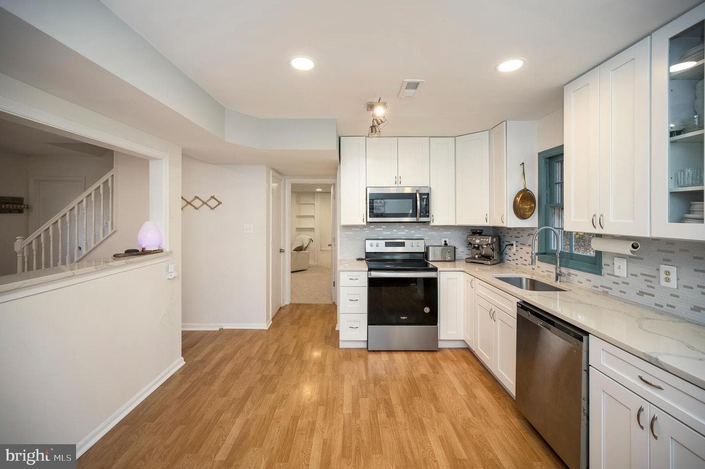 11 Cherry Laurel Drive photo 6
