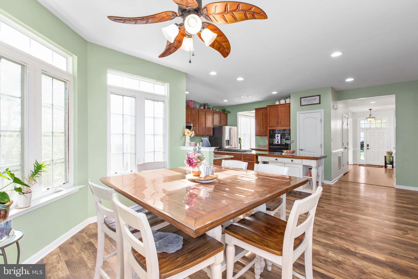 37 Manorwood Drive photo 22