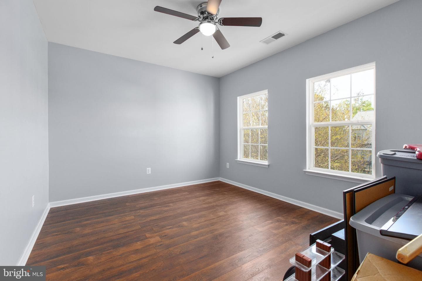 37 Manorwood Drive photo 34