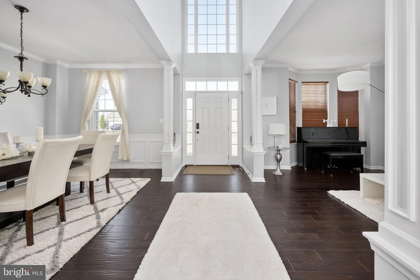 127 Coachman Circle photo 3