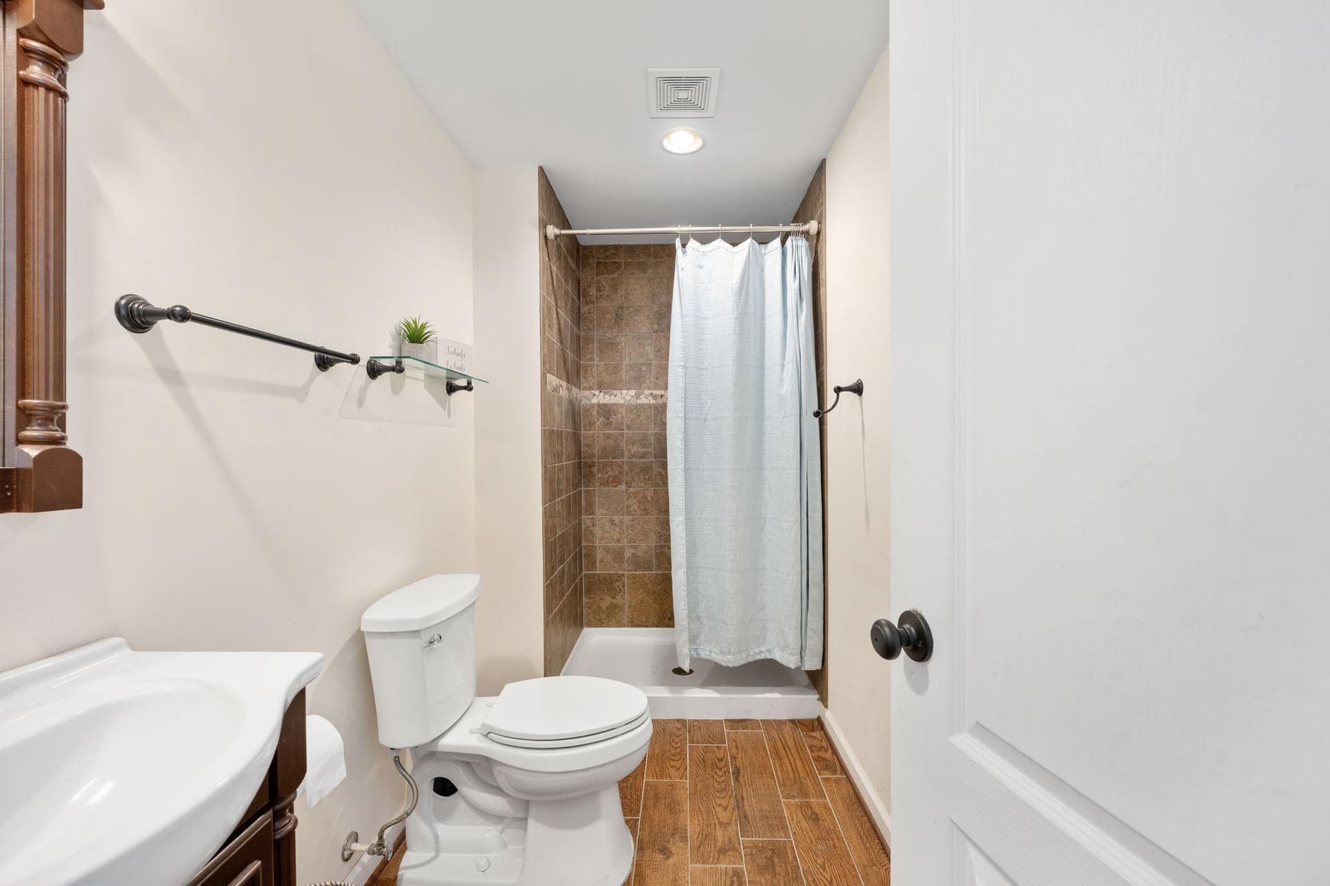 127 Coachman Circle photo 56