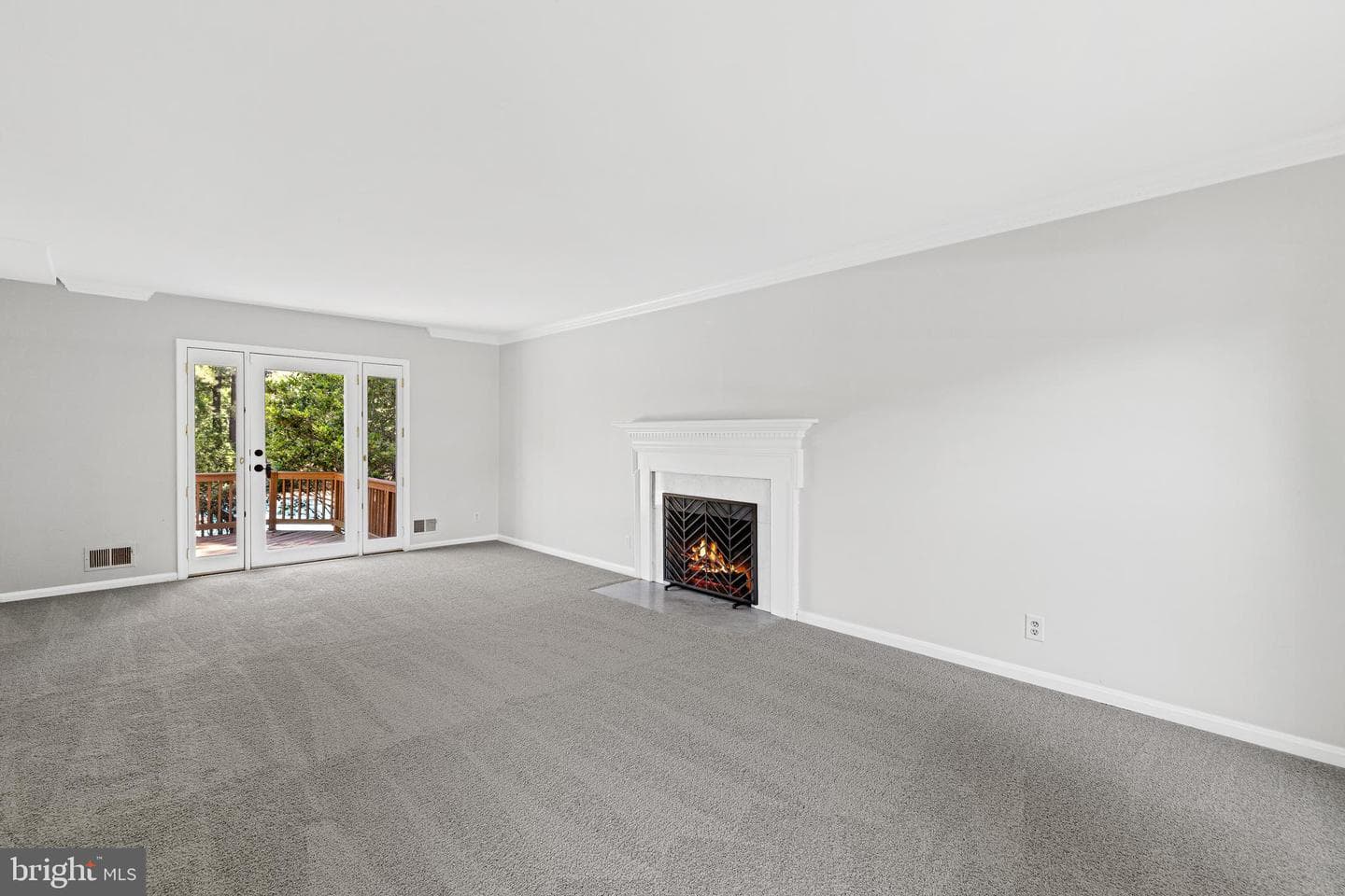309 Ingleside Drive photo 12
