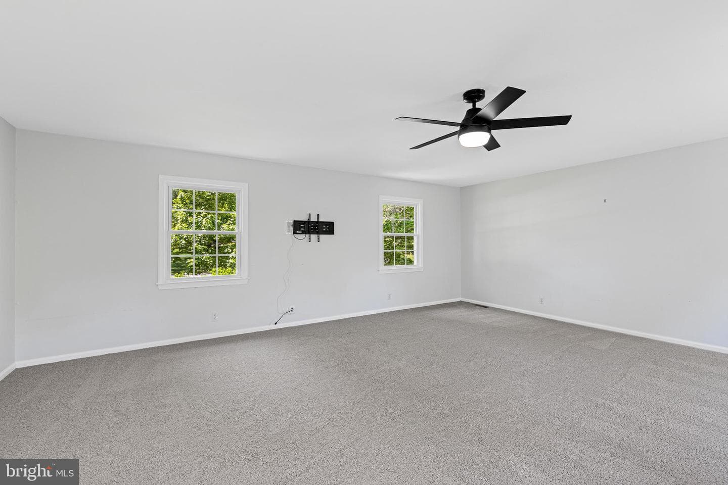 309 Ingleside Drive photo 26