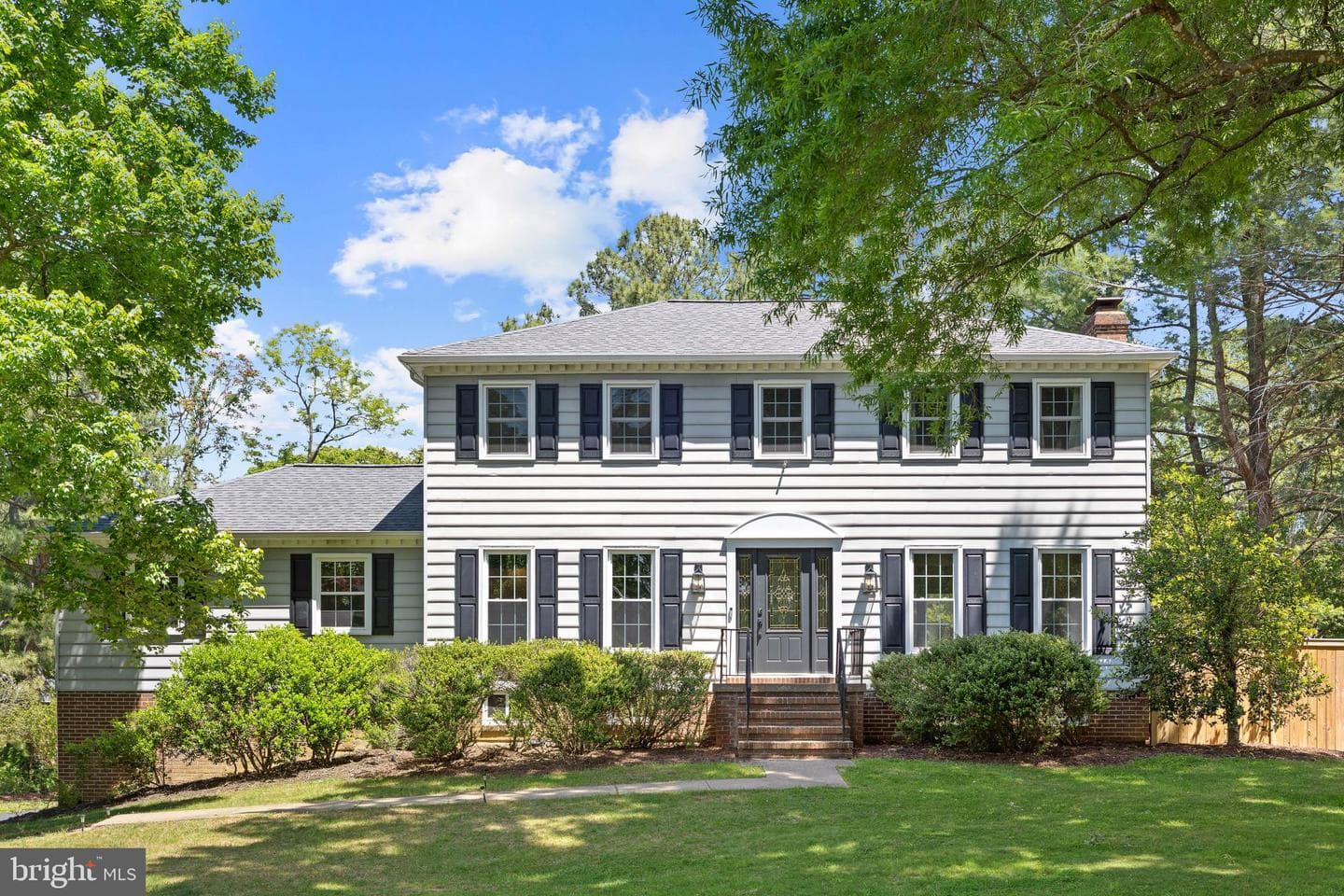 309 Ingleside Drive photo 3