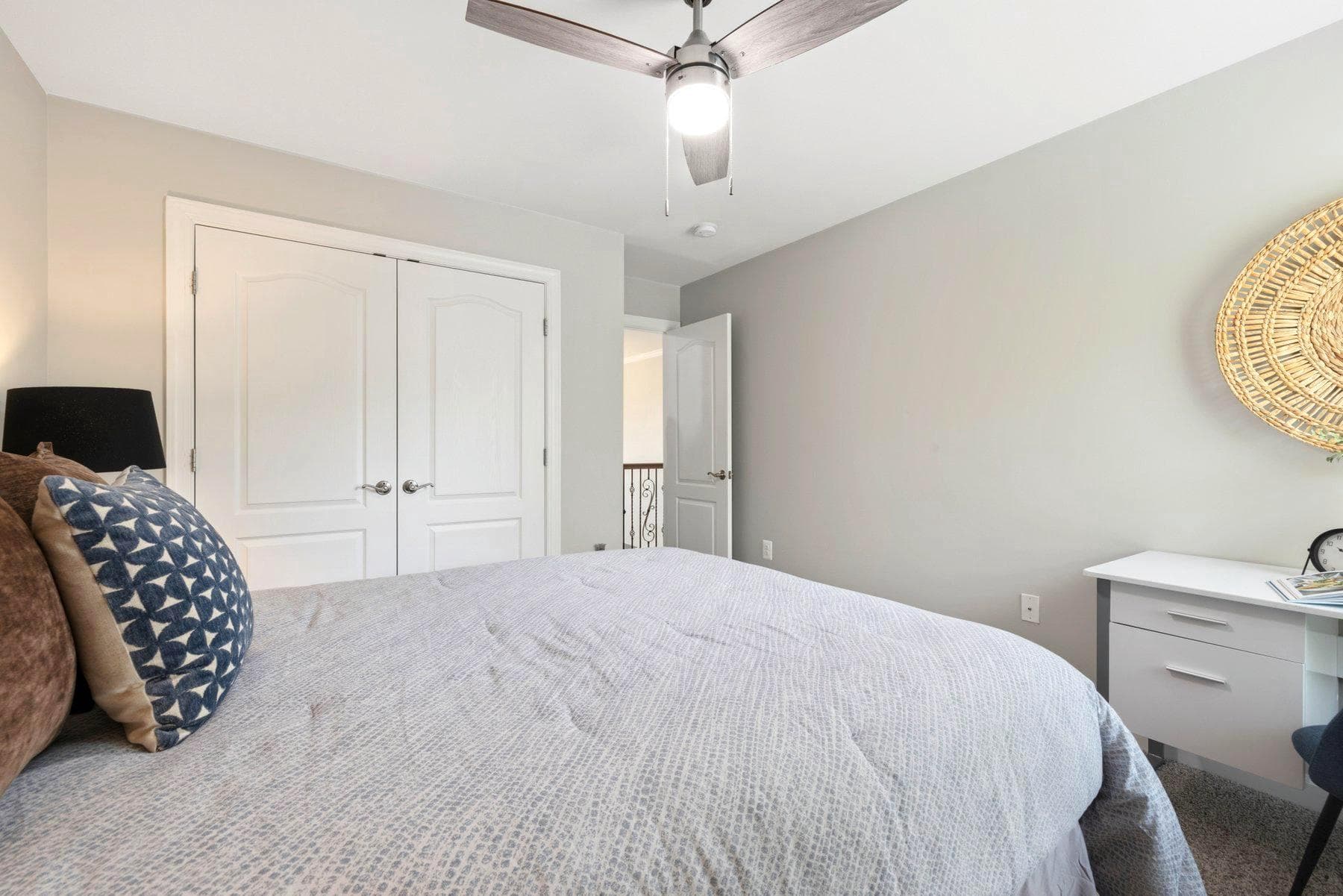 113 Ireland Drive photo 34