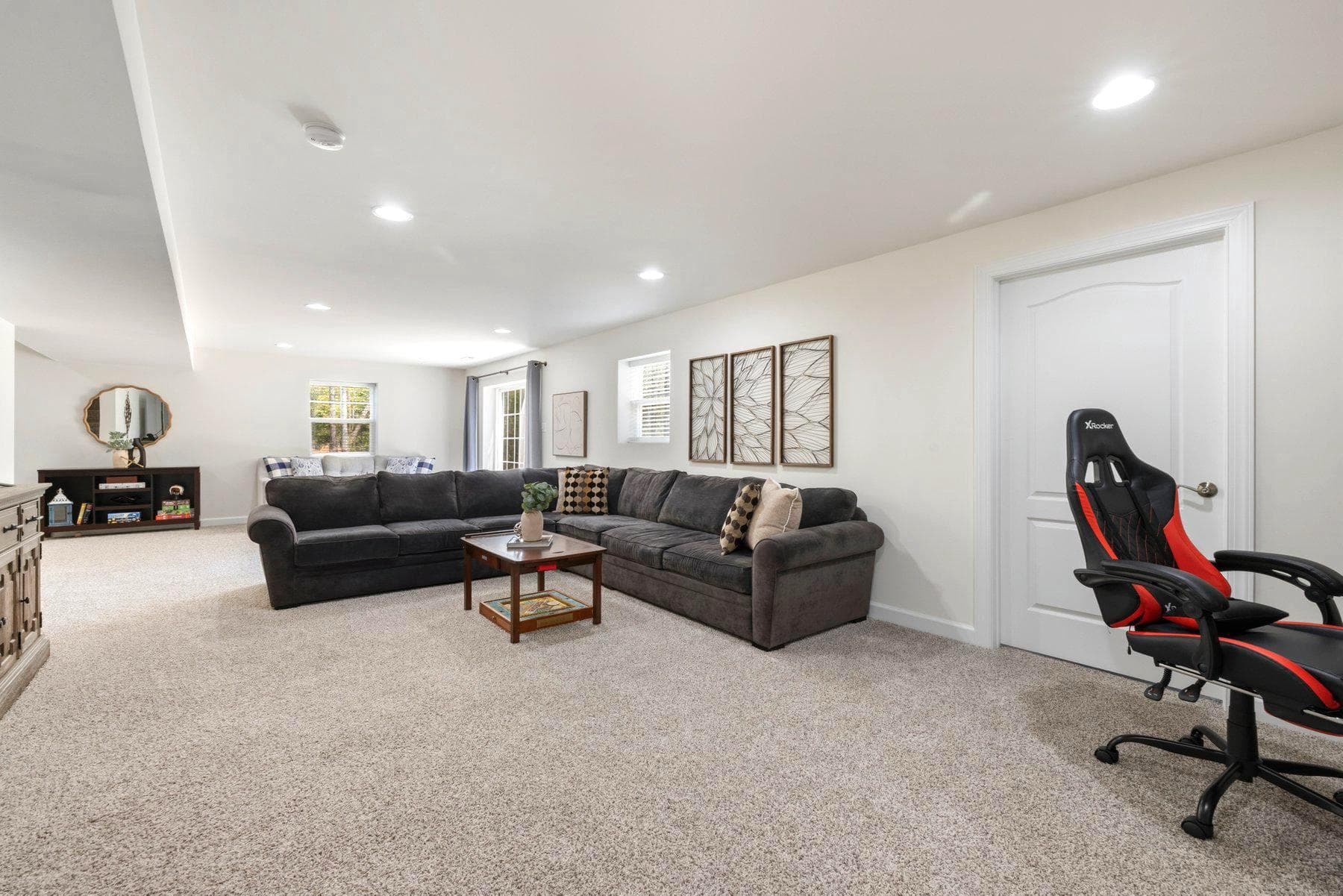 113 Ireland Drive photo 42