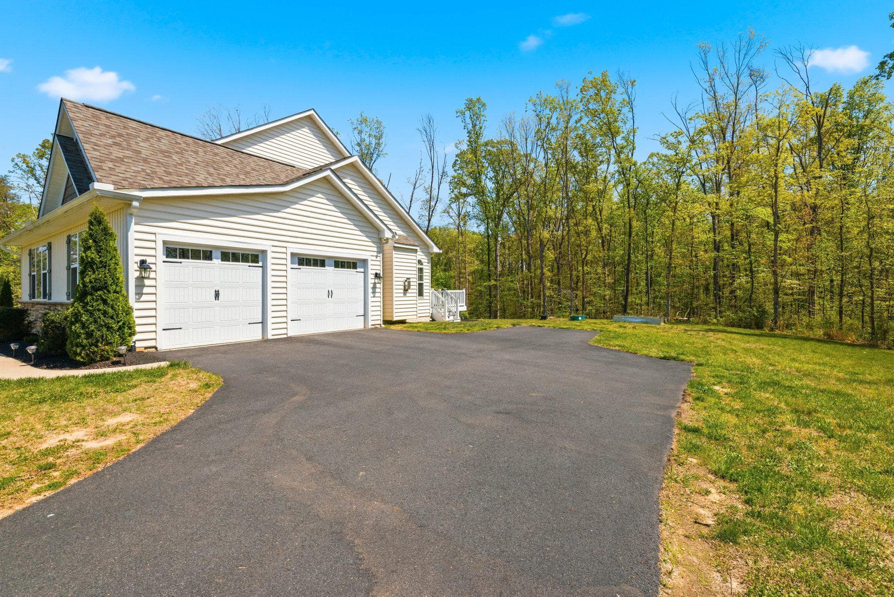 113 Ireland Drive photo 49