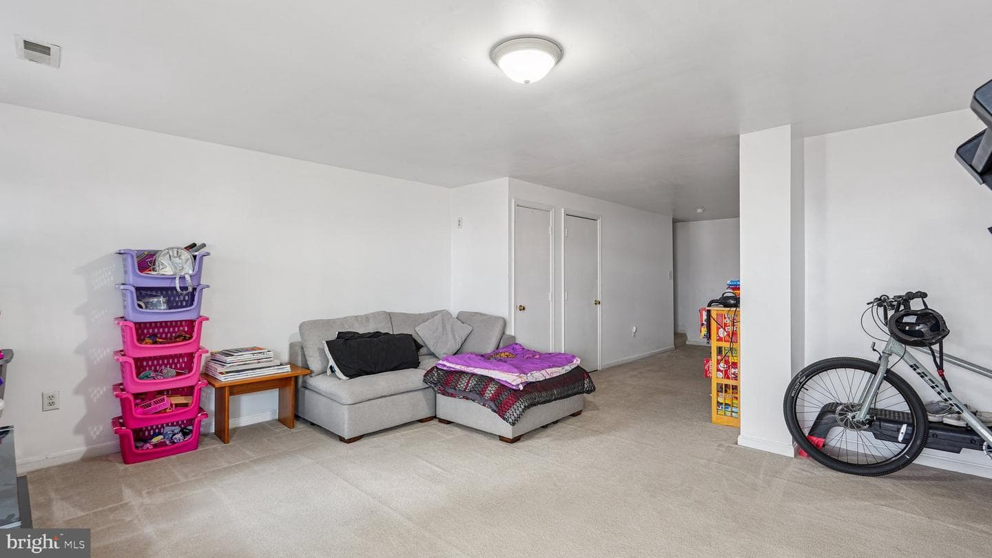 201 Mayfair Place #179 photo 32
