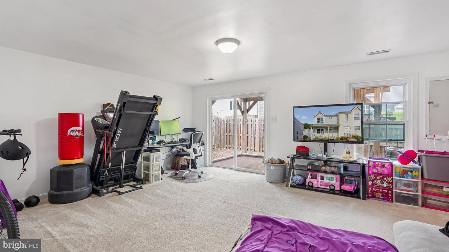 201 Mayfair Place #179 photo 33