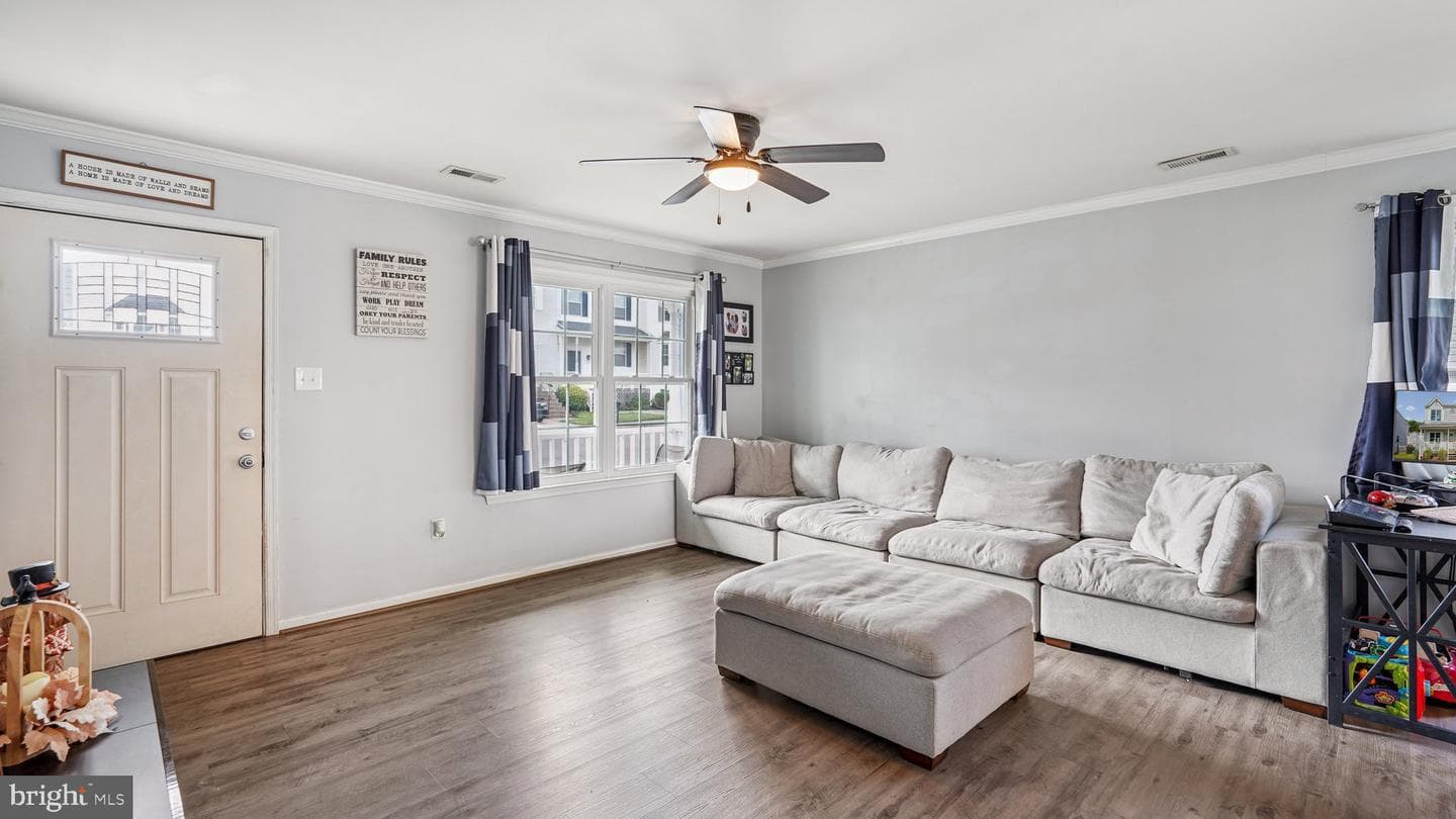 201 Mayfair Place #179 photo 5