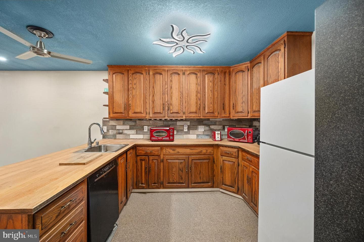50 Burgess Lane photo 64