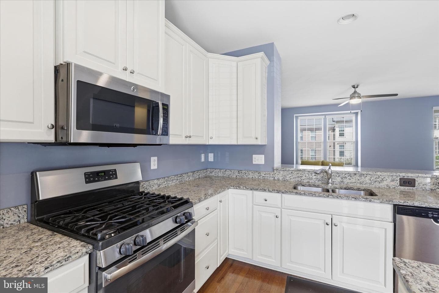 211 Freesia Lane photo 18