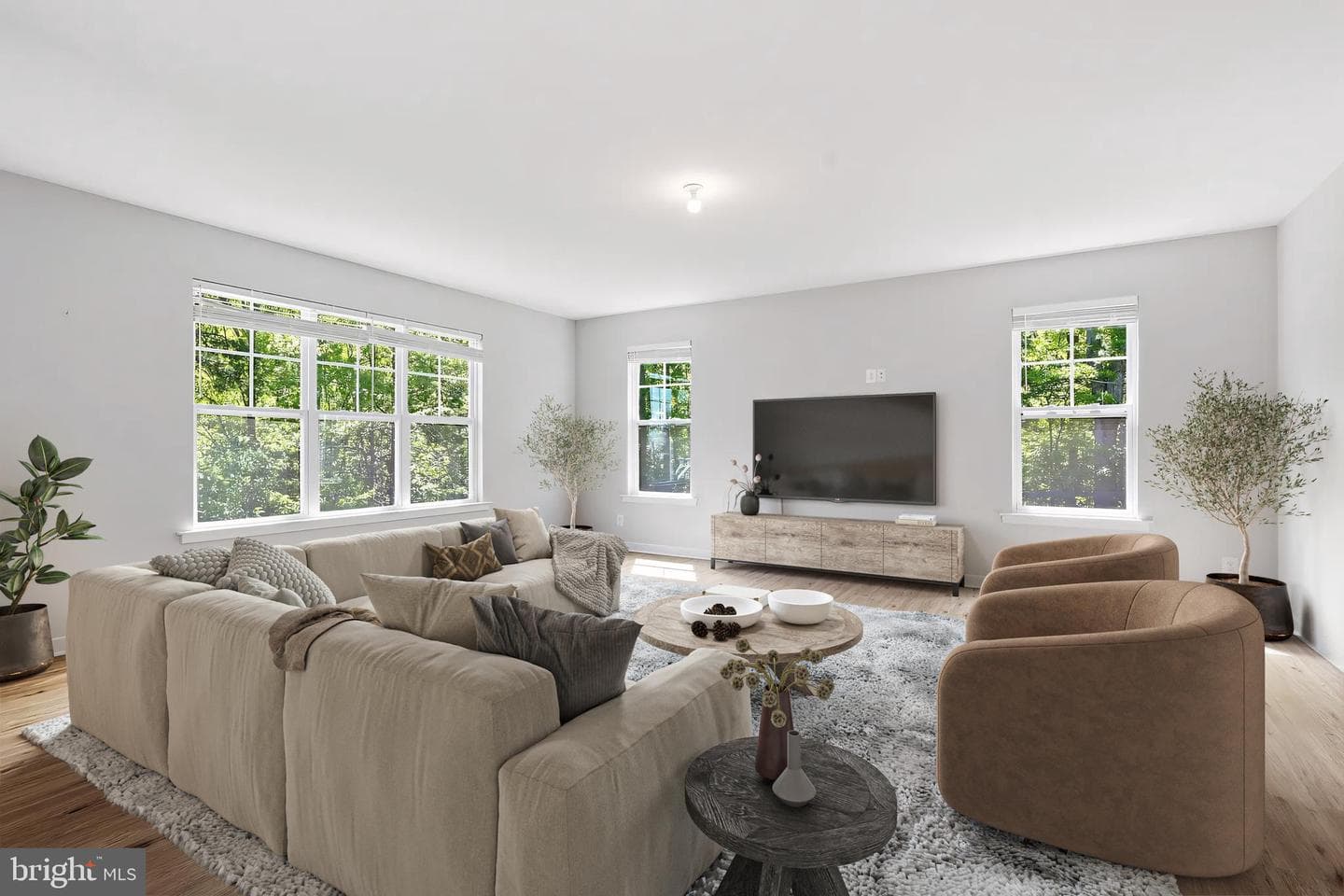 60 Legacy Lane photo 4
