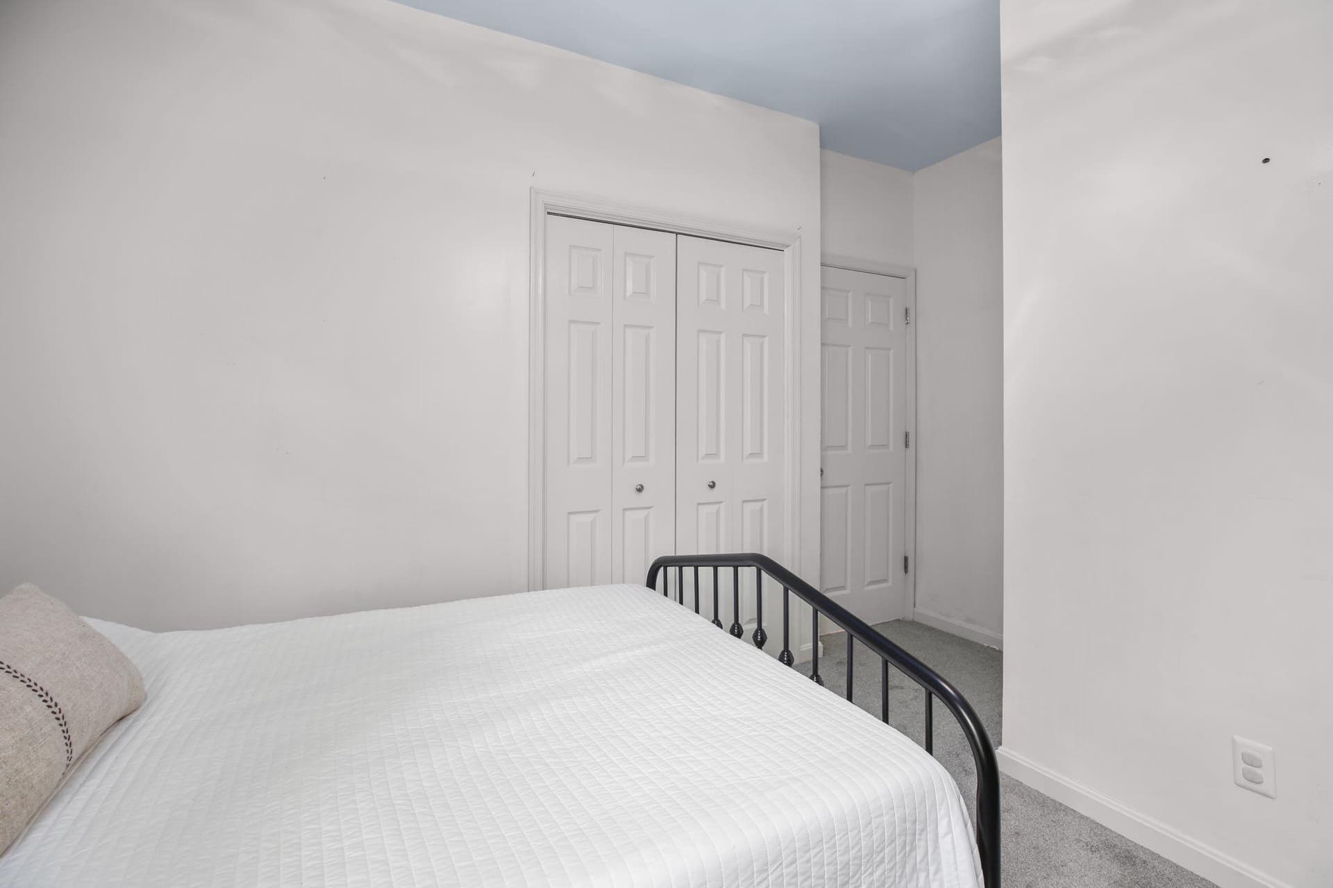 615 Falmouth Drive photo 28