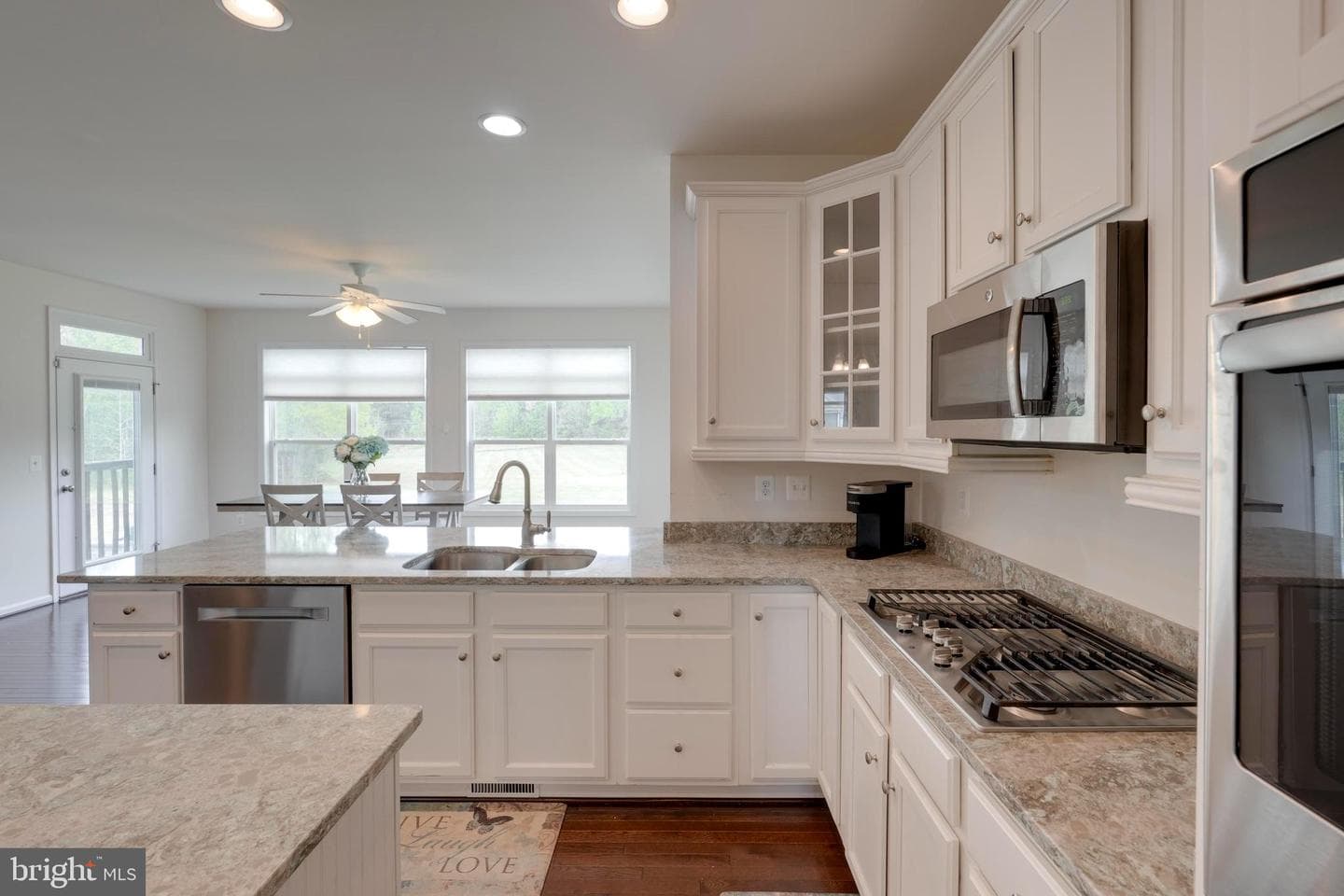 32 Reserve Way photo 12