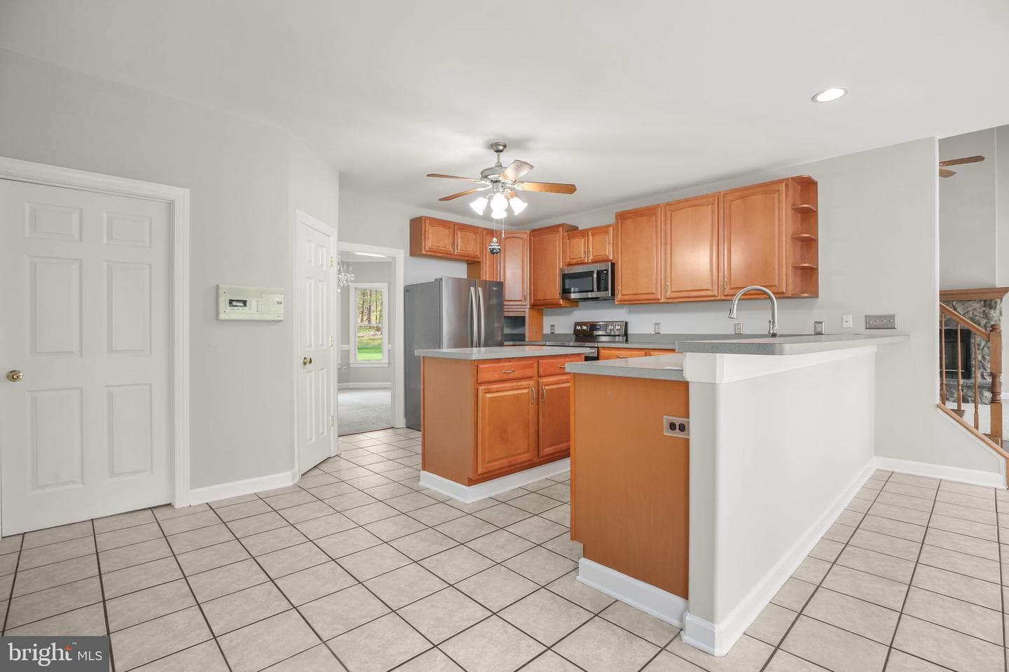 839 Queen Anne Drive photo 33