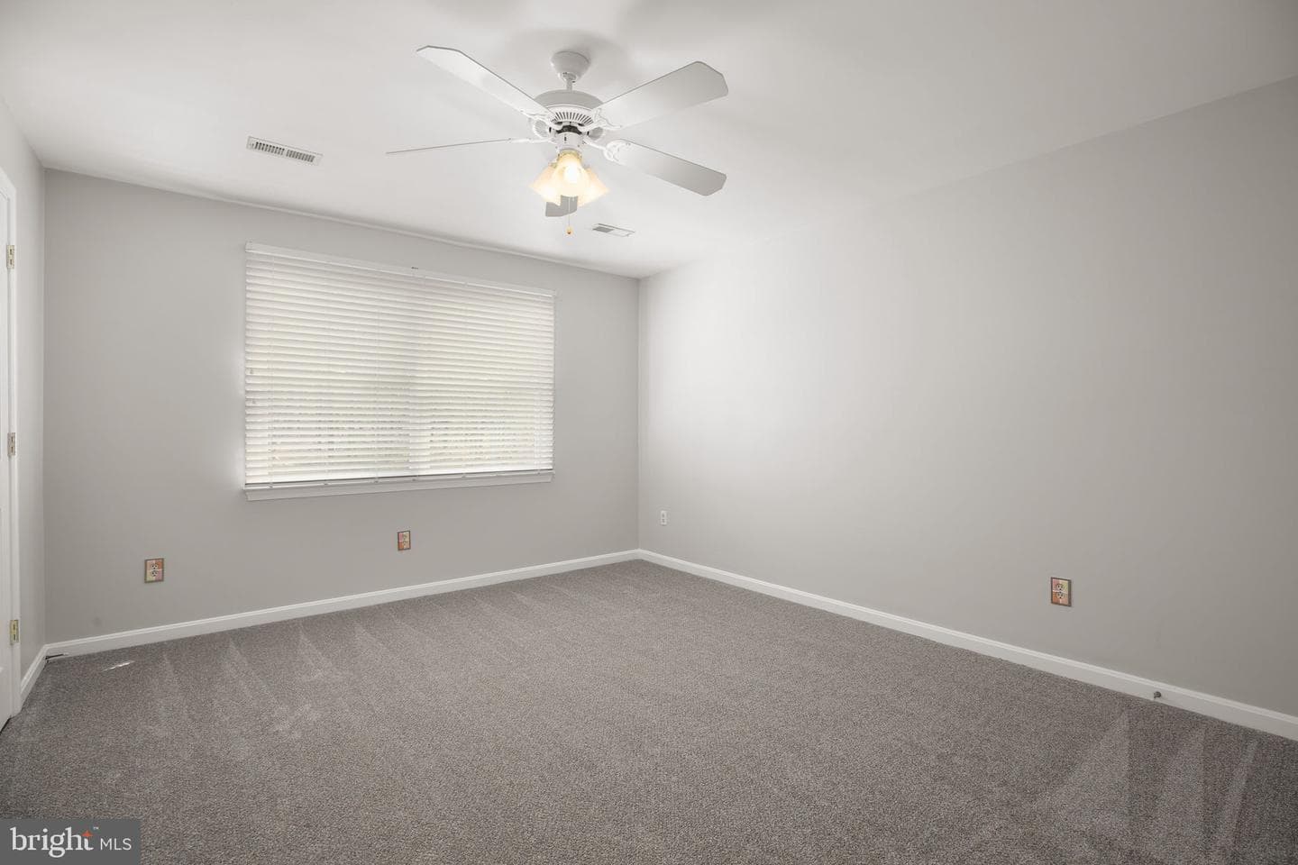 839 Queen Anne Drive photo 50