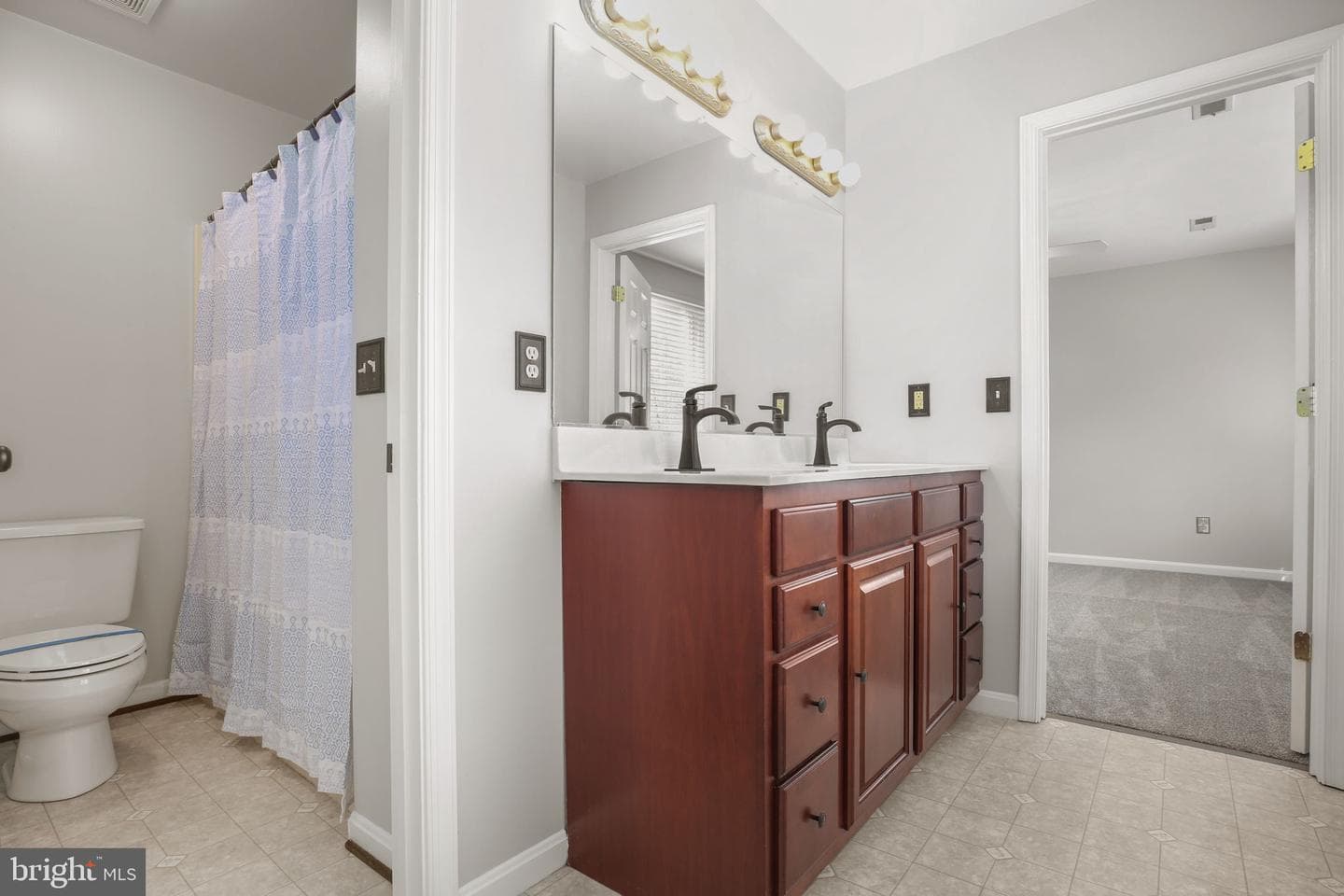839 Queen Anne Drive photo 55