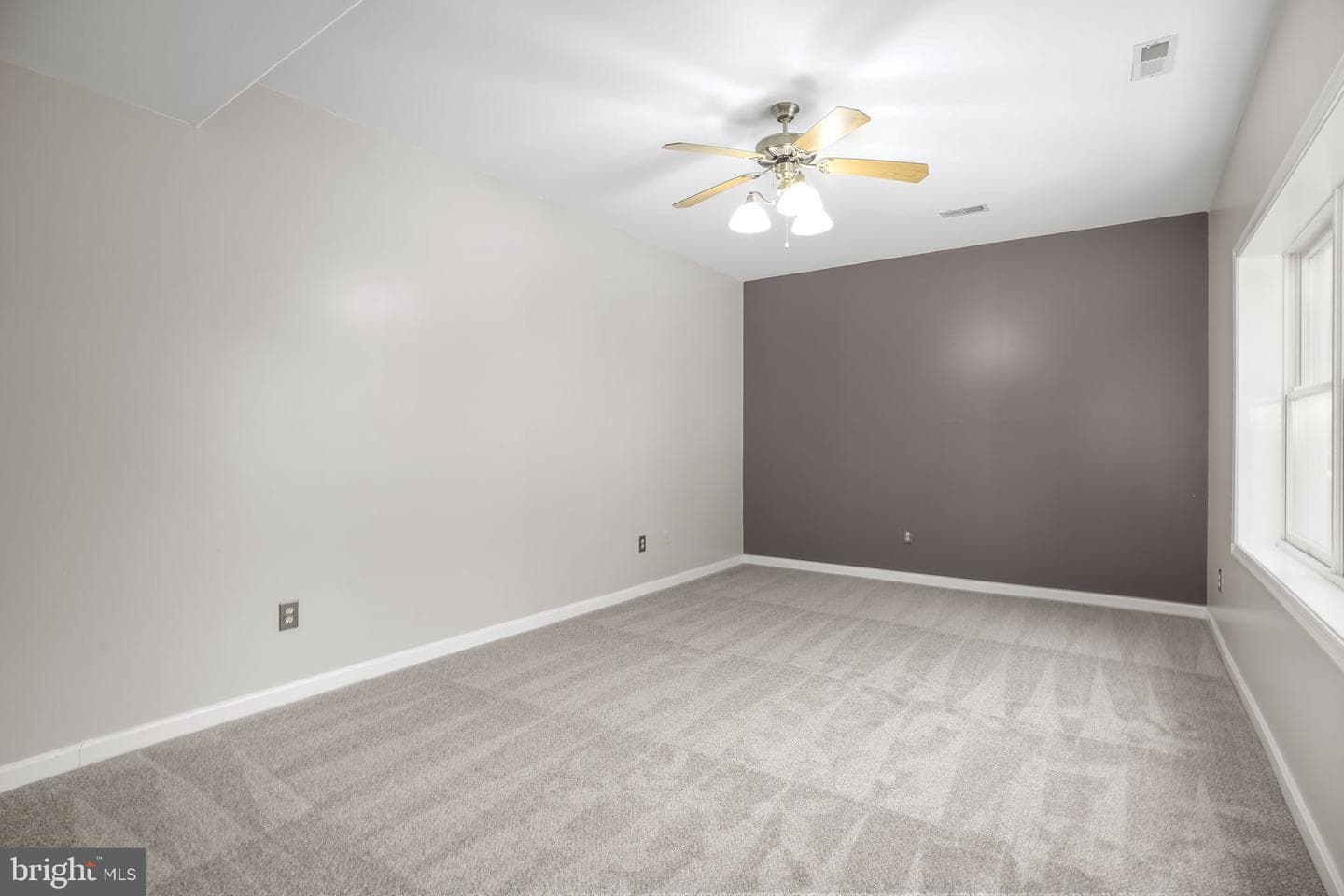 839 Queen Anne Drive photo 63