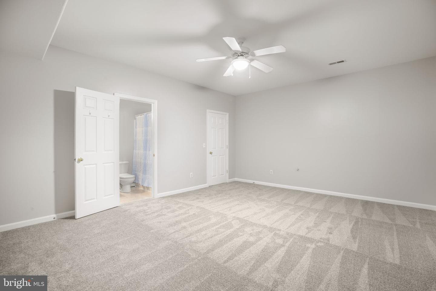 839 Queen Anne Drive photo 66