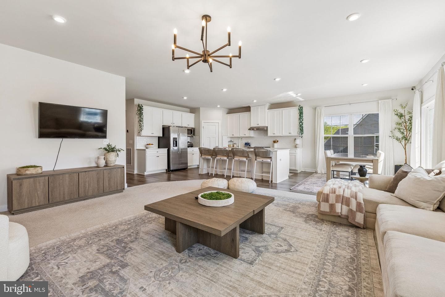 357 McKittrick Drive photo 5