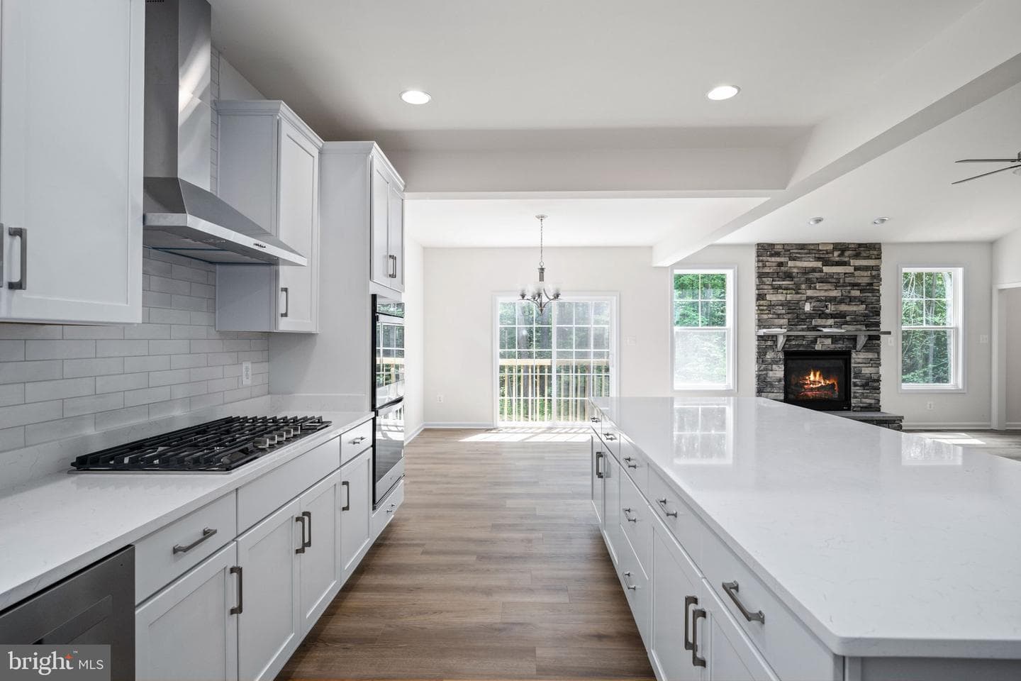 185 Infinity Lane photo 25