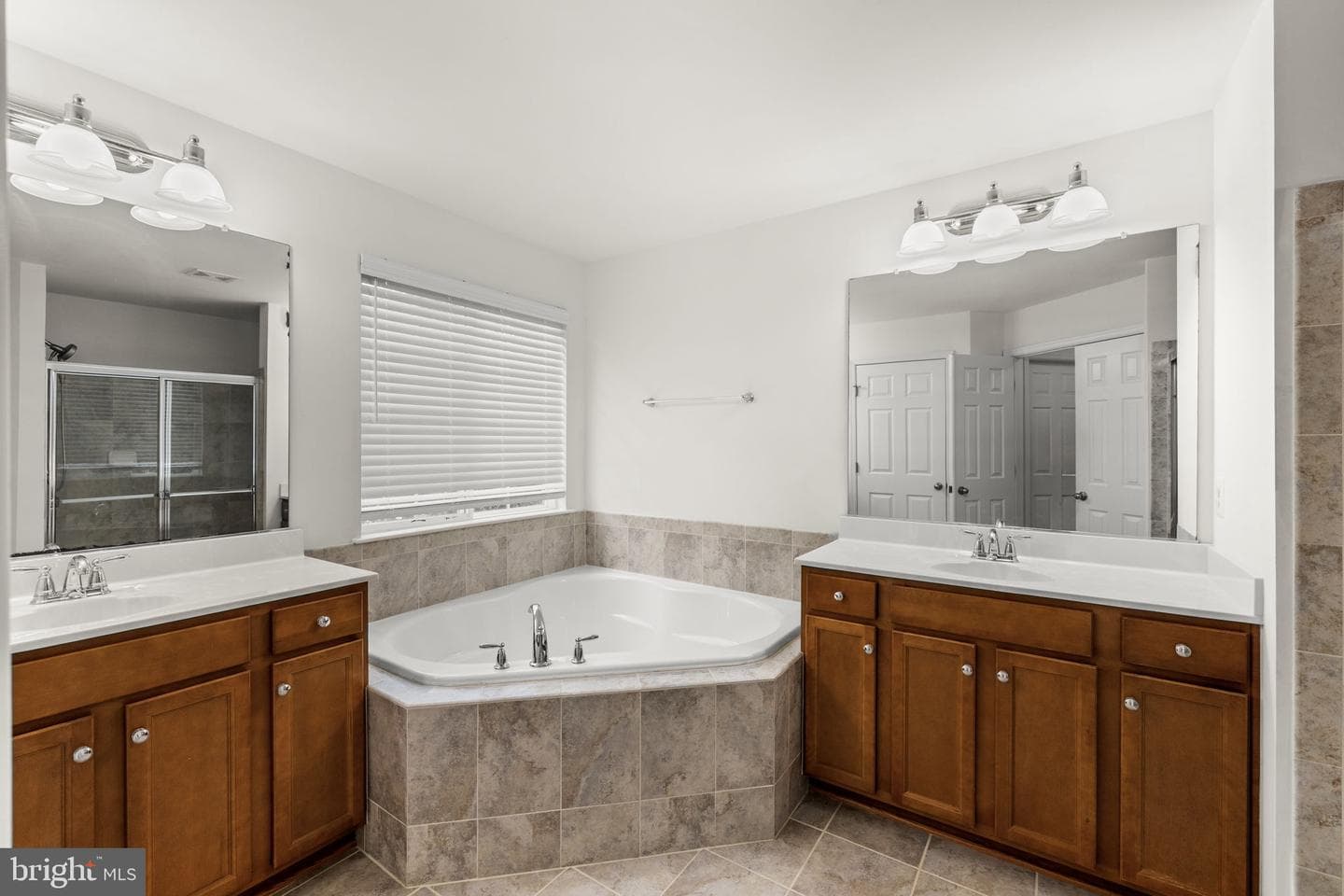 22 Cornerstone Drive photo 46