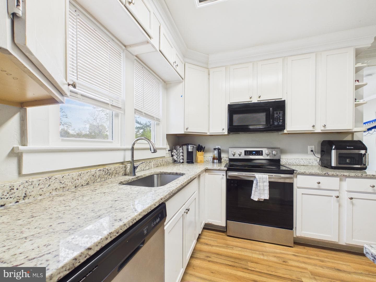 181 Sanford Drive photo 24