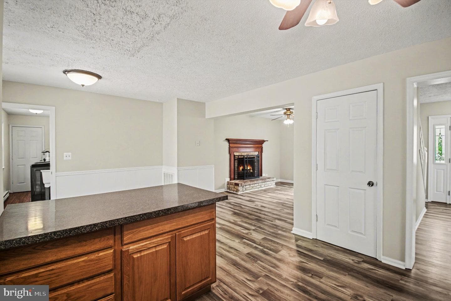 2127 Aquia photo 10