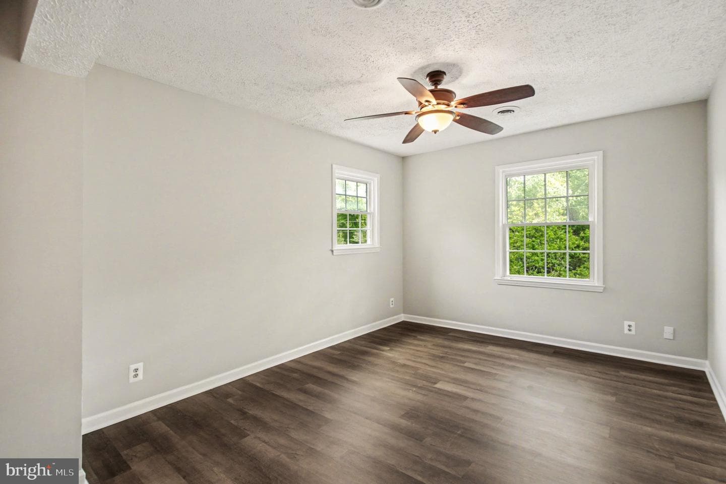 2127 Aquia photo 15
