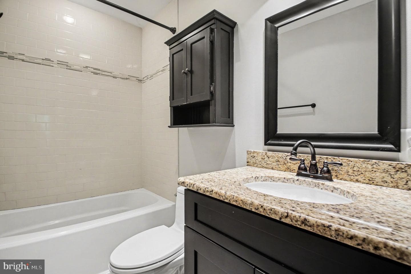 2127 Aquia photo 21