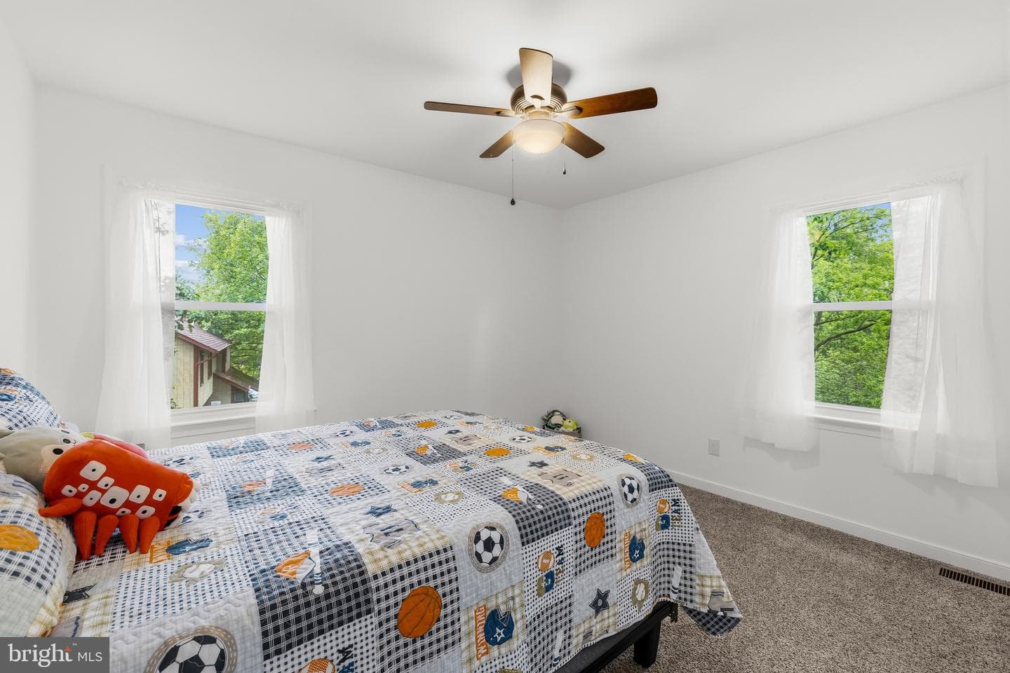 2028 Aquia Drive photo 22