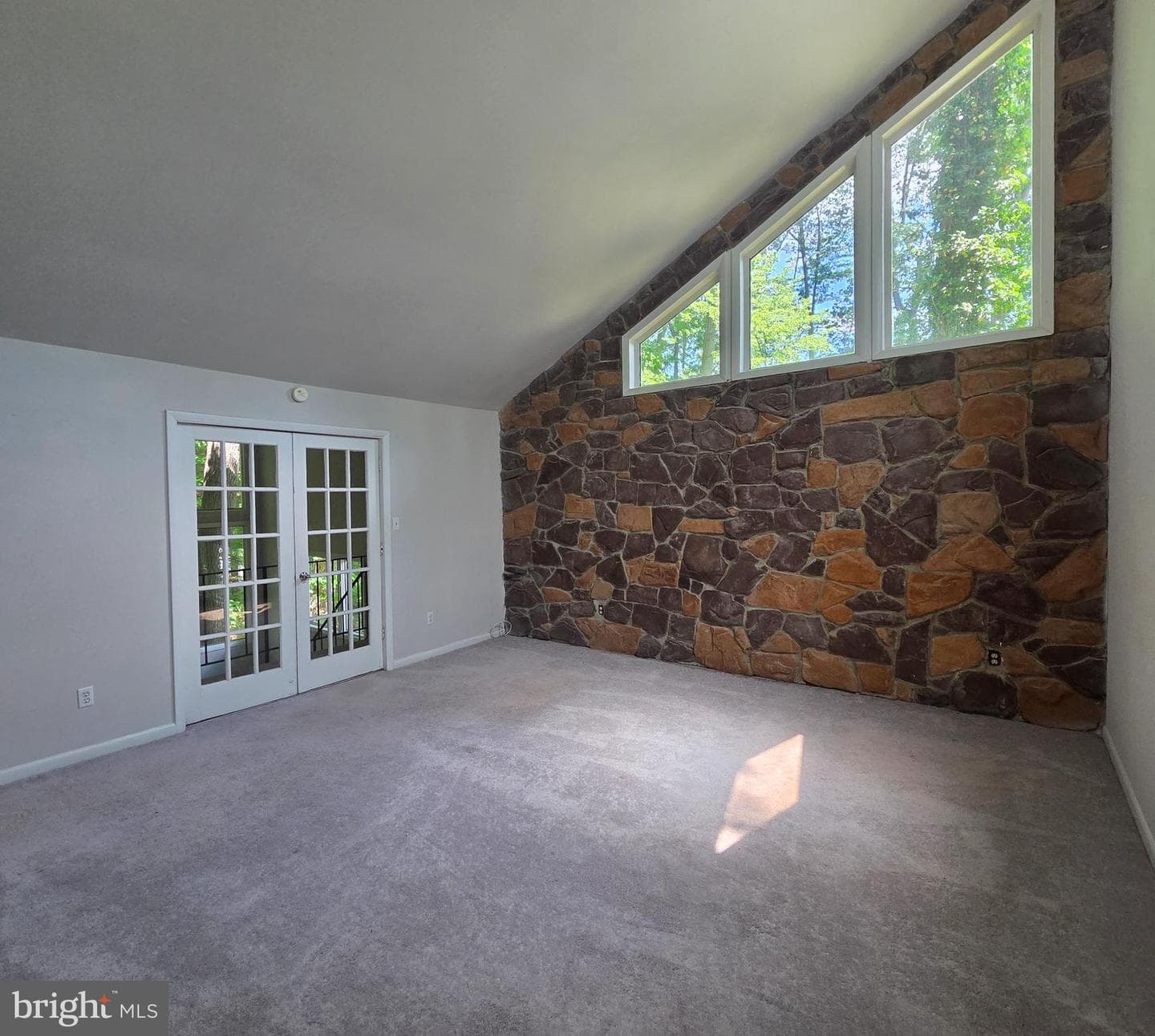 107 Nina Cove photo 23