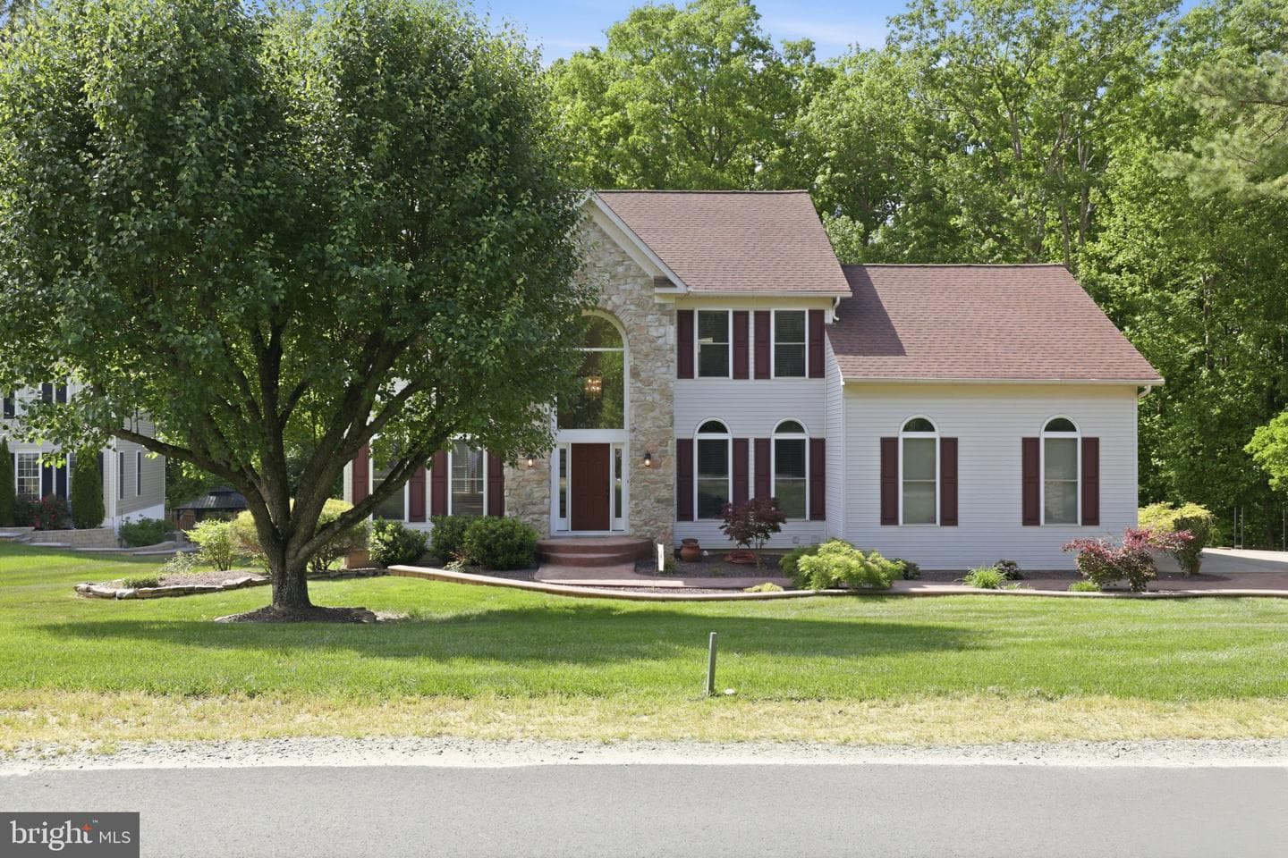 56 Monument Drive photo 48