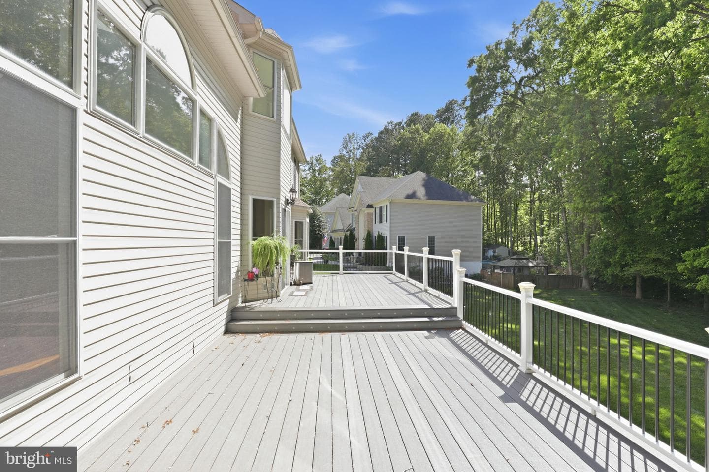 56 Monument Drive photo 6