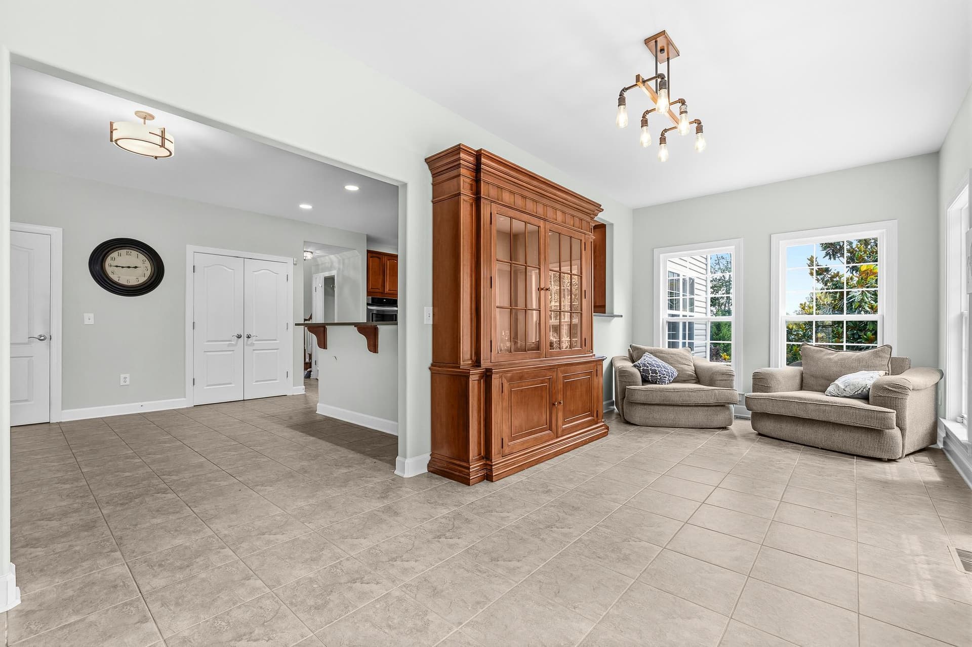 6 Towering Oaks Drive photo 19