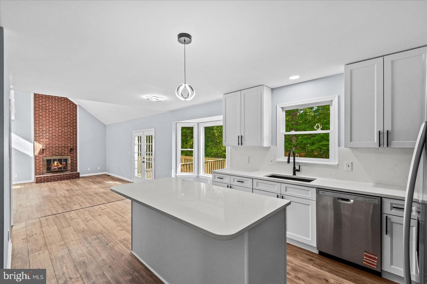 32 Kelly Way photo 13