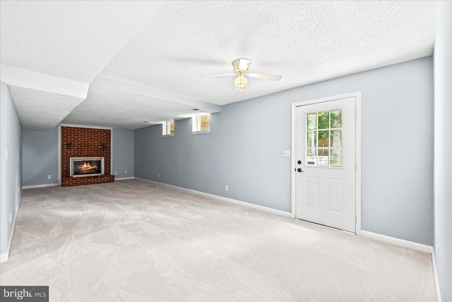 32 Kelly Way photo 45