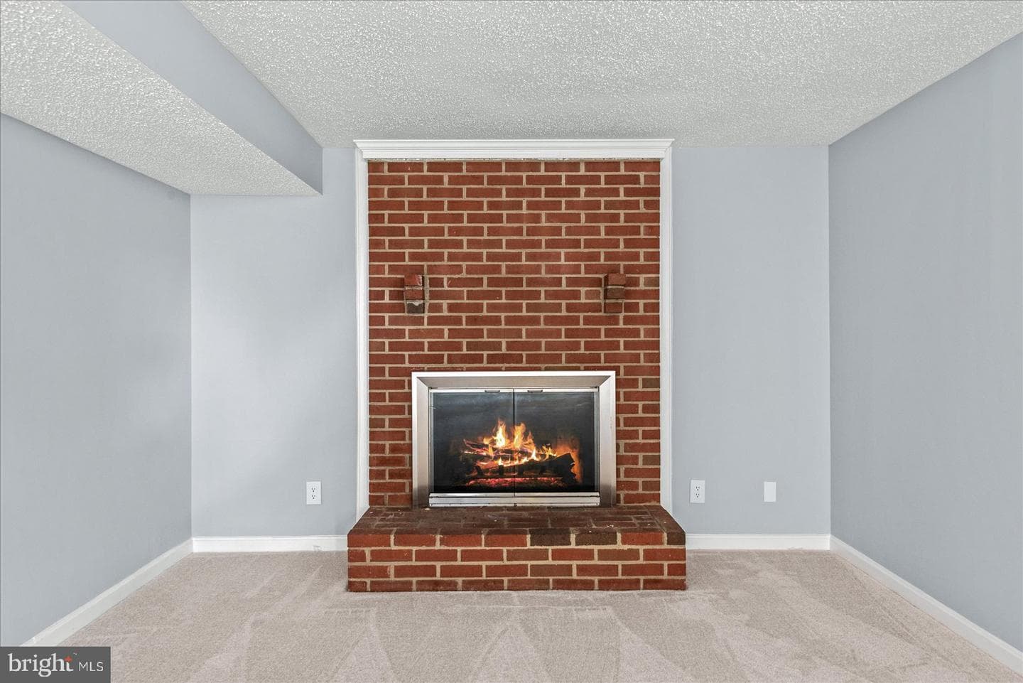 32 Kelly Way photo 47