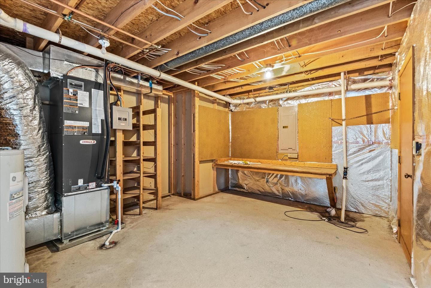 32 Kelly Way photo 48